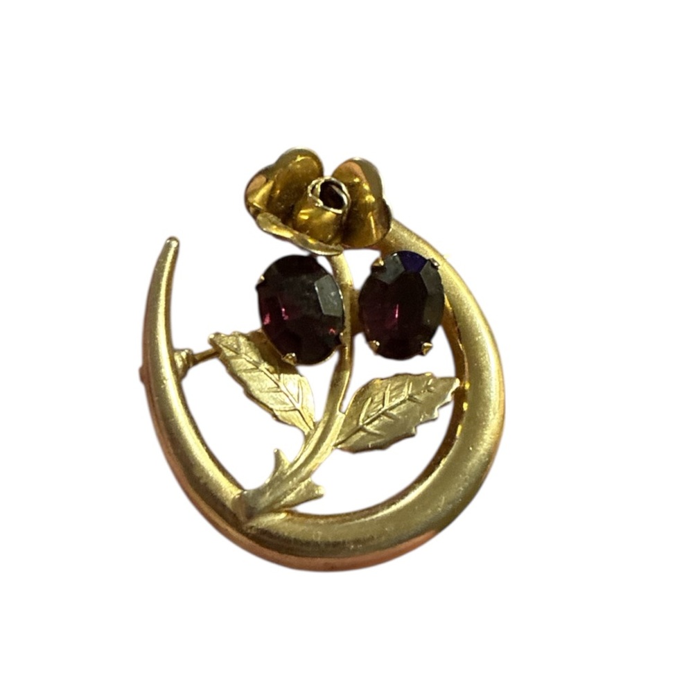 ✨ 3/$15 ✨ Gold Floral Brooch with Purple Stones